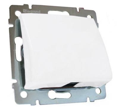 Legrand Valena  Белый Вывод кабеля механизм /774447