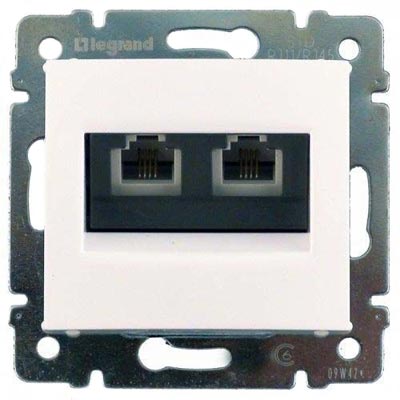 Legrand Valena  Белый Розетка механизм компьютерная 2-местная с захватами RJ45 UTP категория 5е  /774231 (кратно 10)