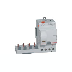 Дифференциальный автомат  4П  40А 300мА  Legrand  DX3  тип AC-S 410520
