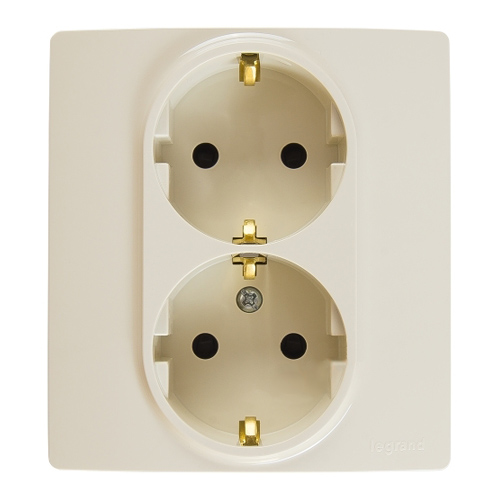 Legrand  Etika  Слоновая Кость Розетка Моноблок 2х(2К+З) 16А, 250В, винтовые зажимы 672323