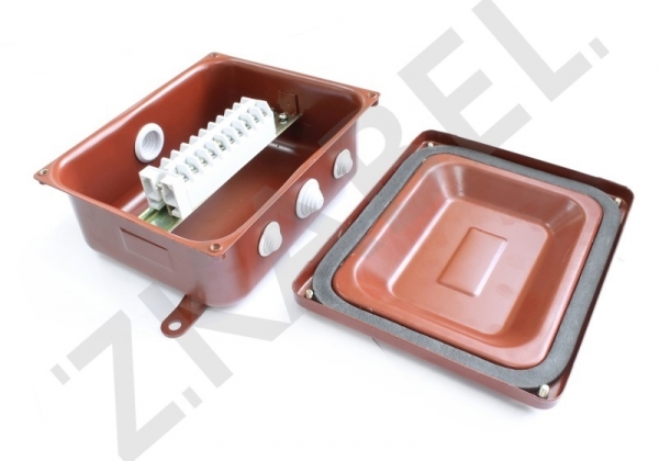 Коробка монтажная КМ 43-10 У3 IP43 ступенчатый ПВХ ввод  ЗЭТА