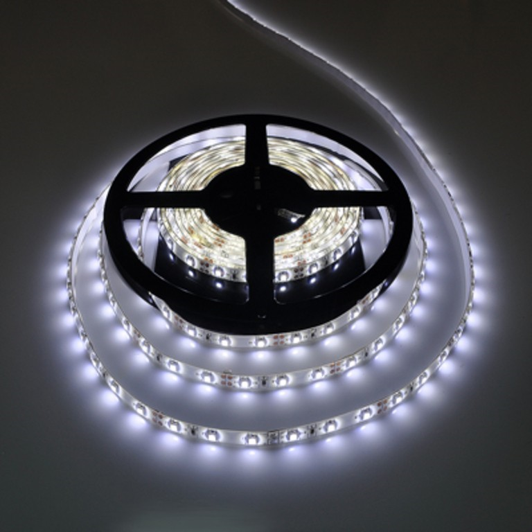 Светодиодная лента ЭРА IP65  12V   9,6Вт/м  4000К  LS3528-120LED-W-eco-(1уп.-5м)