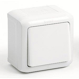 Legrand  Quteo  Белый Переключатель 1-клавишный открытая установка IP44 782304