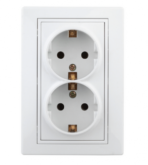 ЭРА  Intro  Plano  Белый  Розетка 2P+E Schuko со шторками 16АХ-250В, скрытая установка  1-208-01 Б0035339